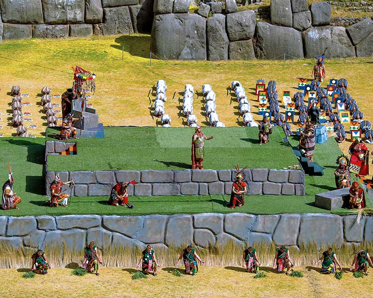Ceremonia Inti Raymi en Sacsayhuamán