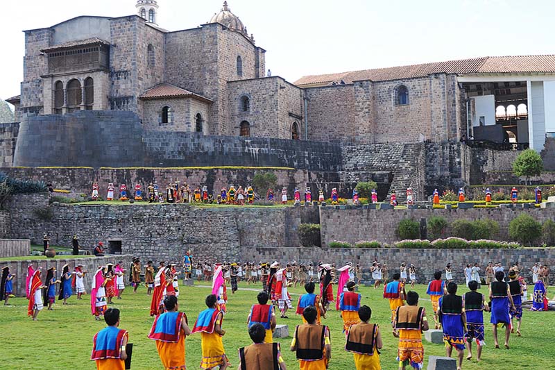 El show del Coricancha en el Inti Raymi